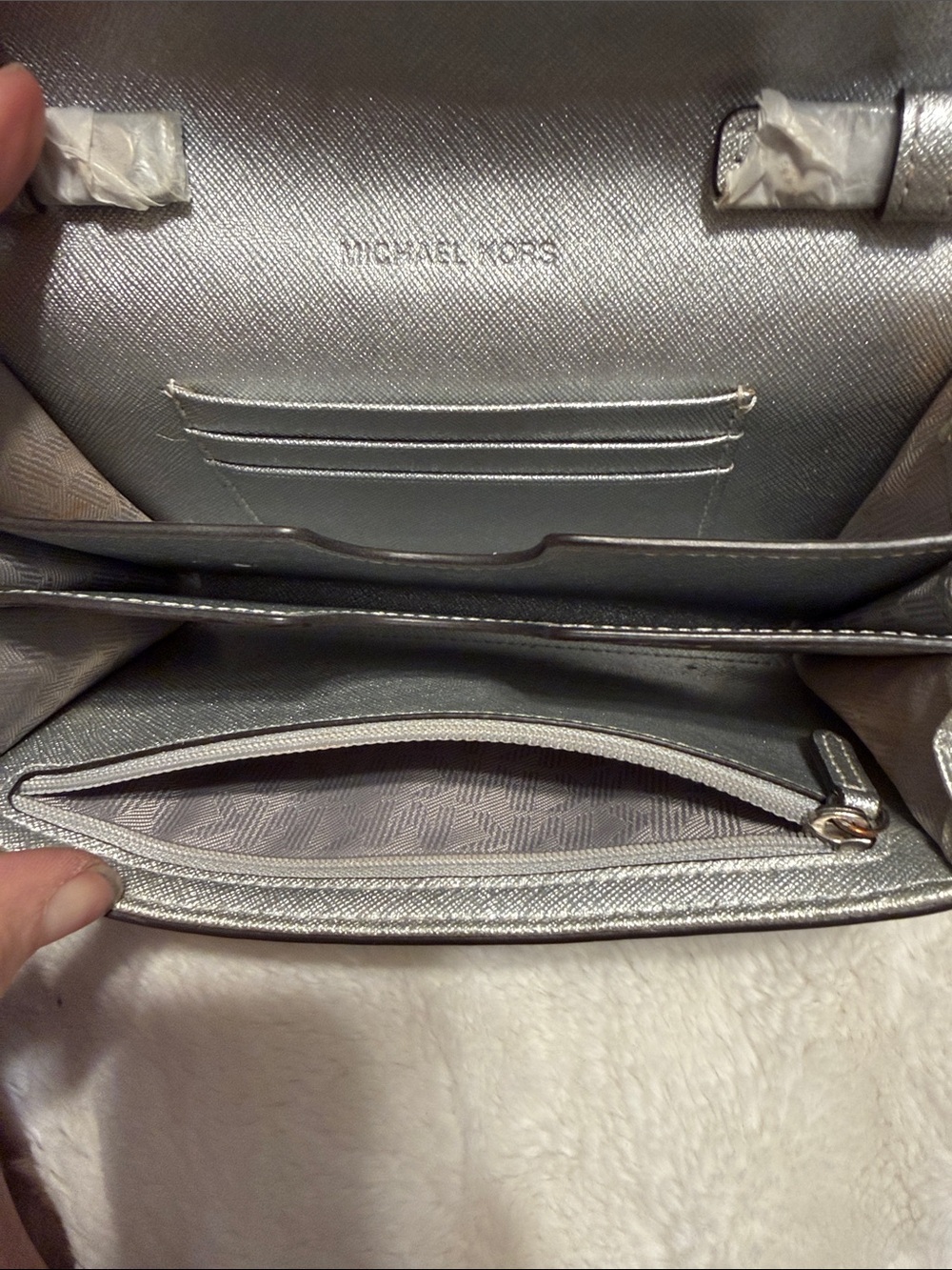 Michael Kors Metallic Silver Crossbody Chain Wallet - Picture 4 of 6